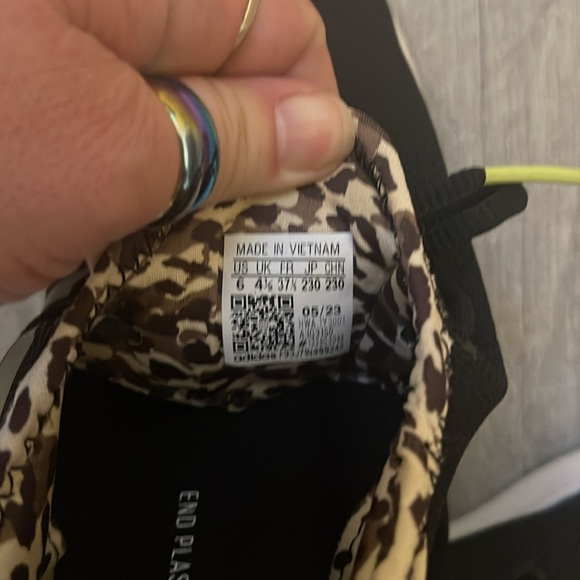 Adidas cloudforms - Picture 2 of 3